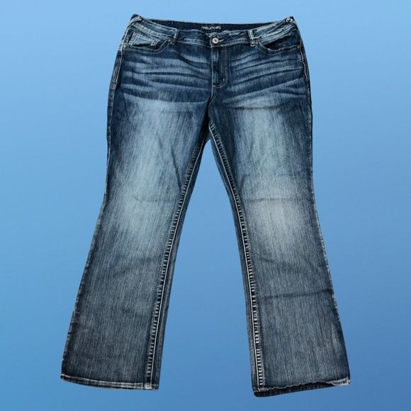 Plus Size Maurices Medium Wash High Rise Jeans Size 22 Long 40x32 #41 - Picture 1 of 5